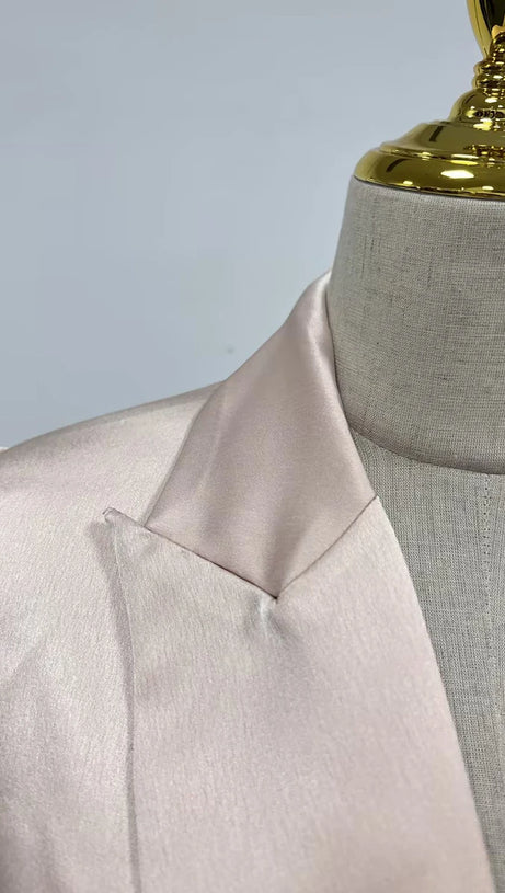 BREENDA ASYMMETRIC CLOSURE BLAZER IN PALE PINK