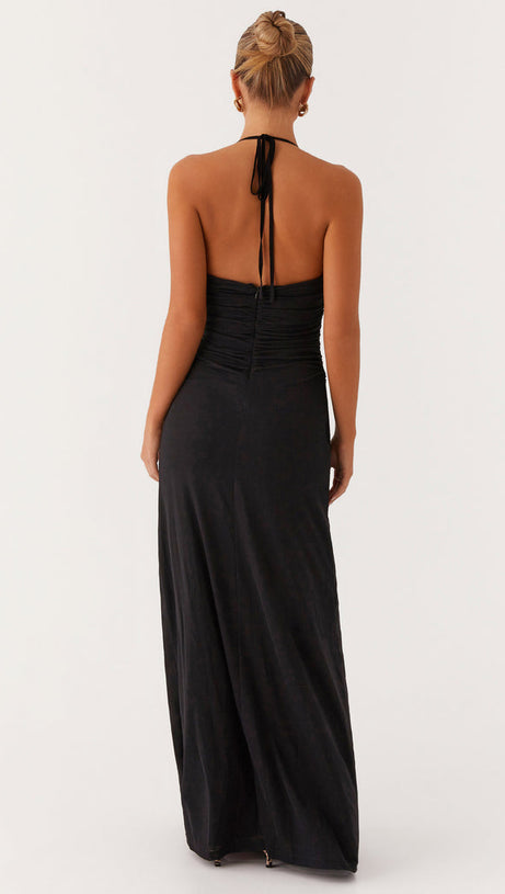 V-NECKLINE PLEATED BODYCON MAXI DRESS IN BLACK