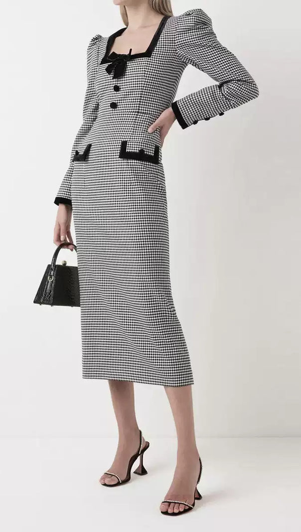 AIIZIE BLACK AND WHITE HOUNDSTOOTH MIDI DRESS WITH PUFF SLEEVES - product image