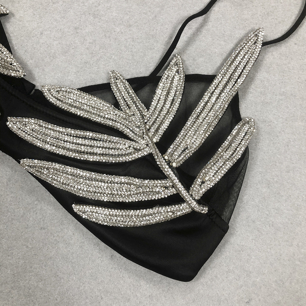 AIIZIE VIEBY LEAF CRYSTAL BRALETTE IN BLACK - product image