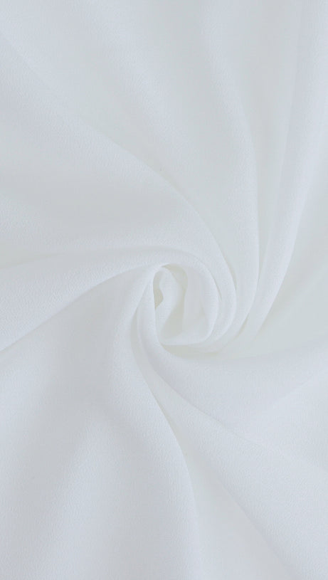 Weißes elegantes Chiffon-Maxikleid mit V-Ausschnitt und langen Ärmeln 