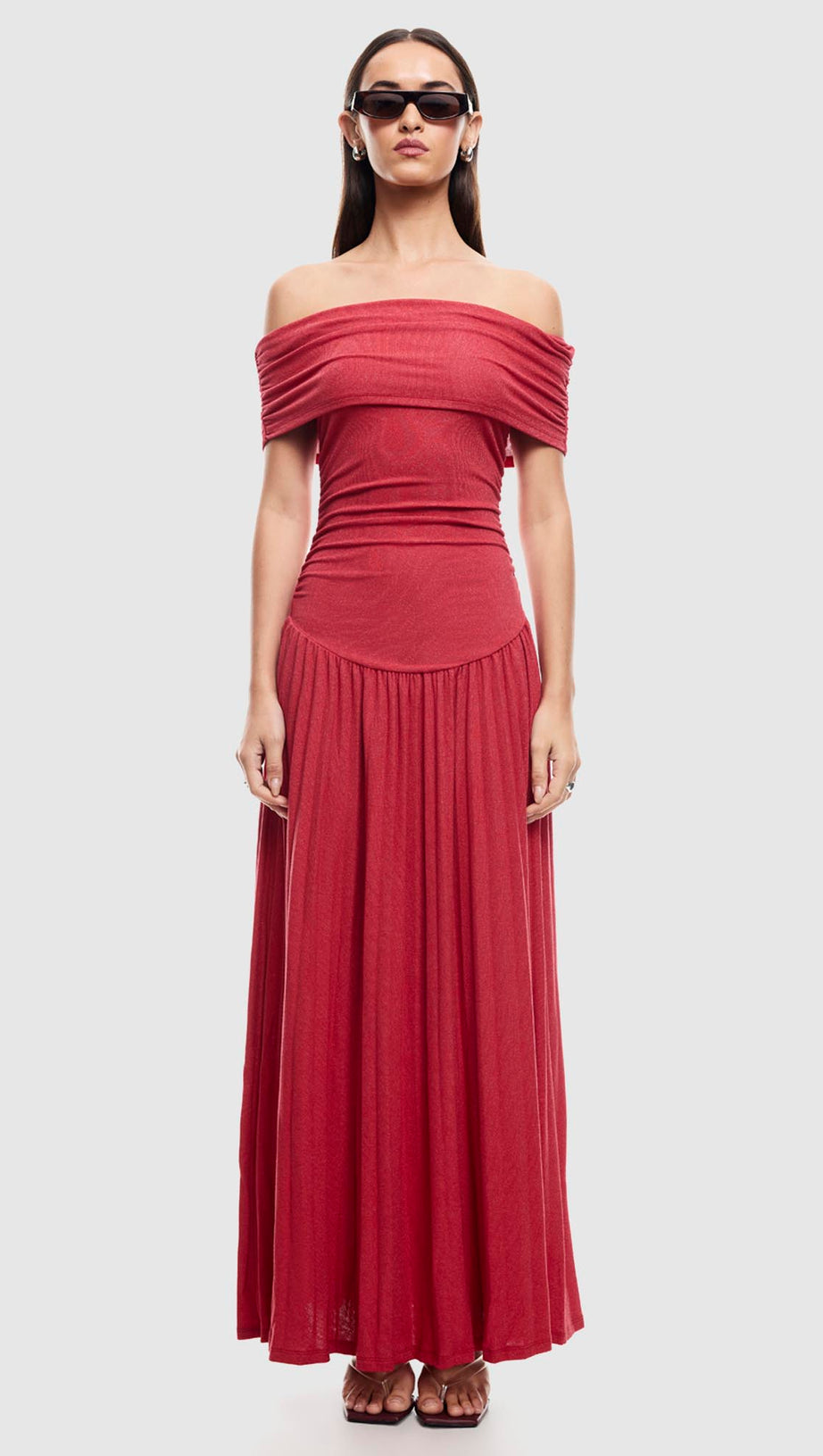 SABINA BODYCON STRAPLESS MAXI DRESS IN CRIMSON