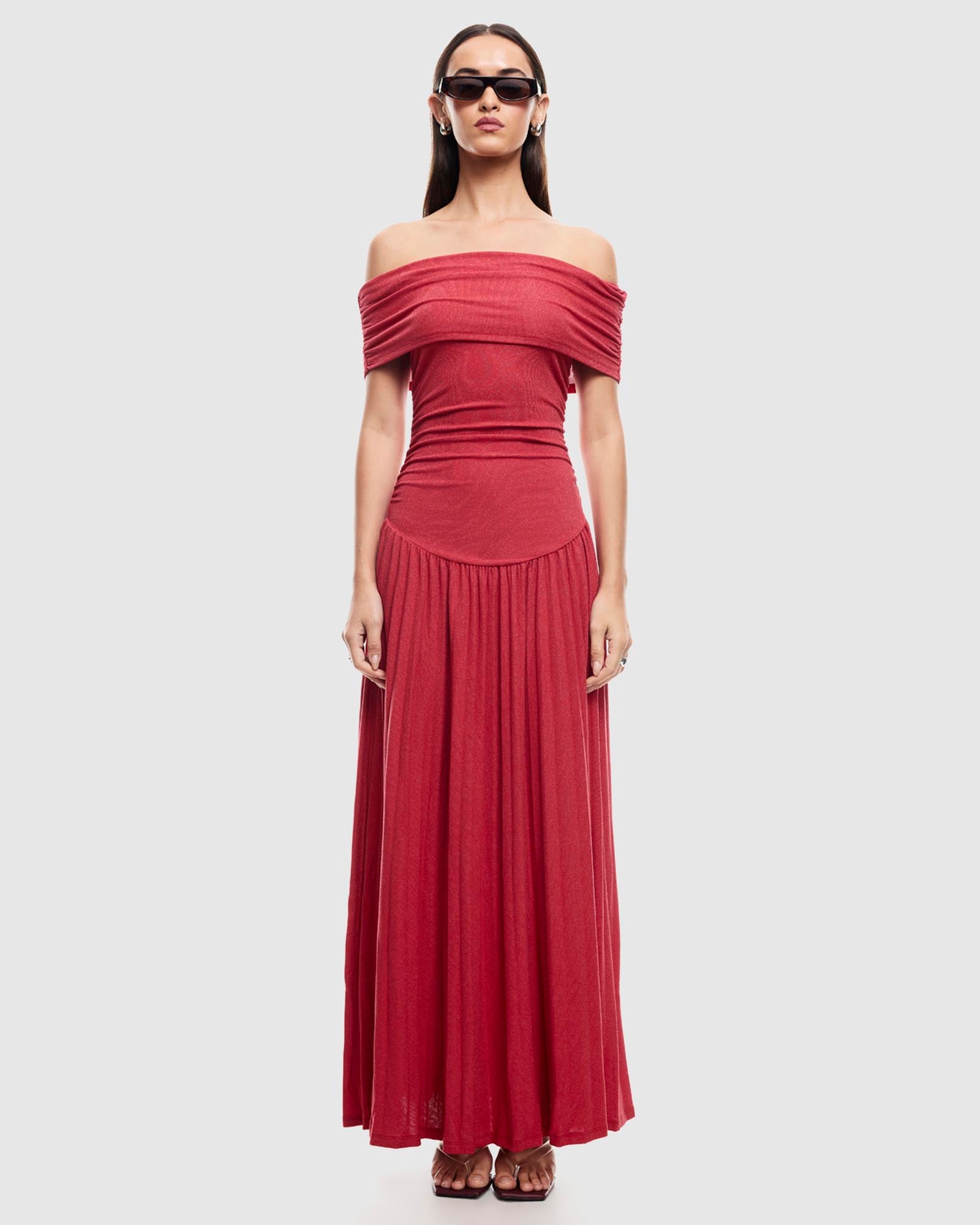 SABINA BODYCON STRAPLESS MAXI DRESS IN CRIMSON