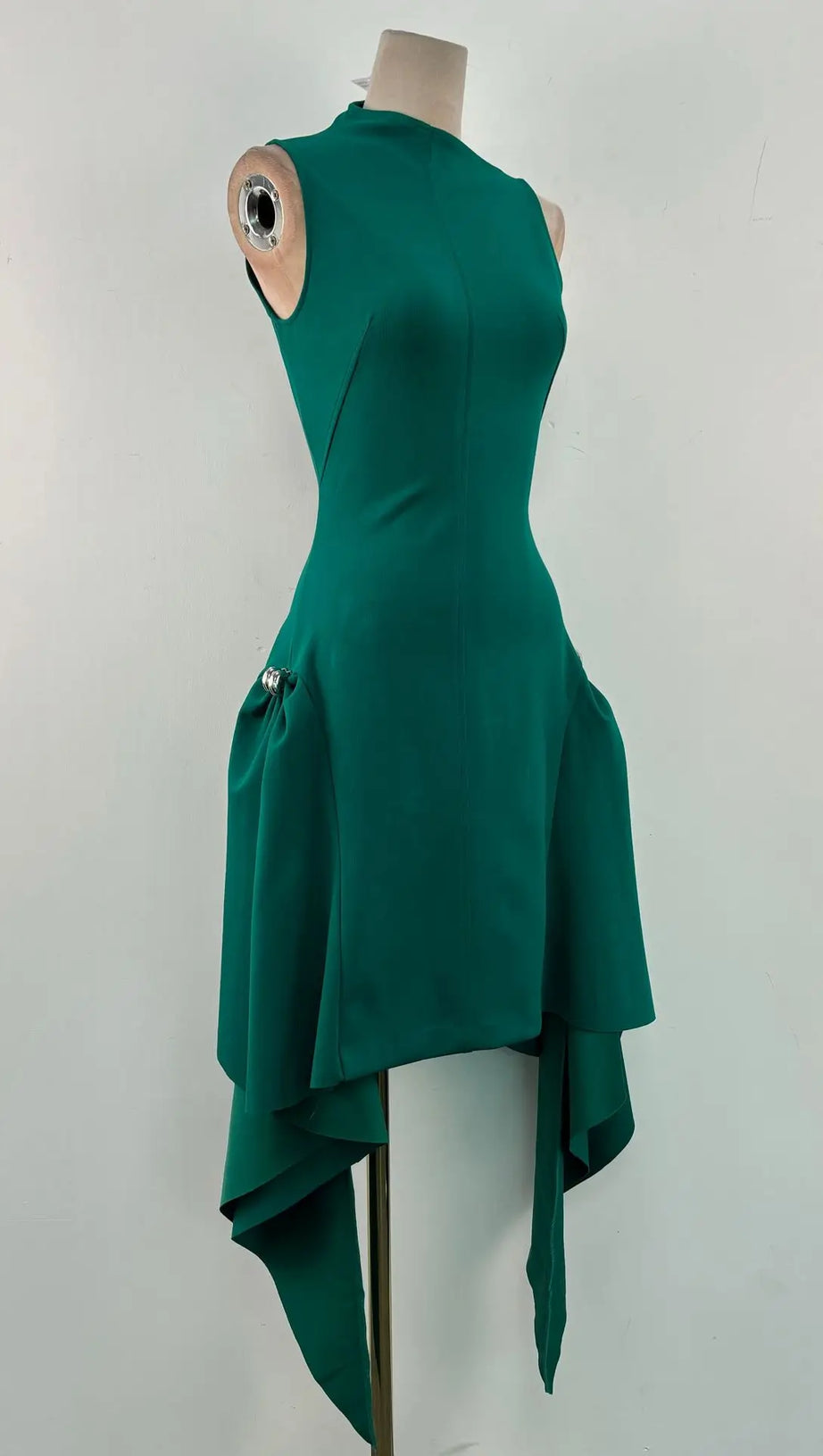 AMATO SLEEVELESS FRINGE MINI DRESS IN GREEN