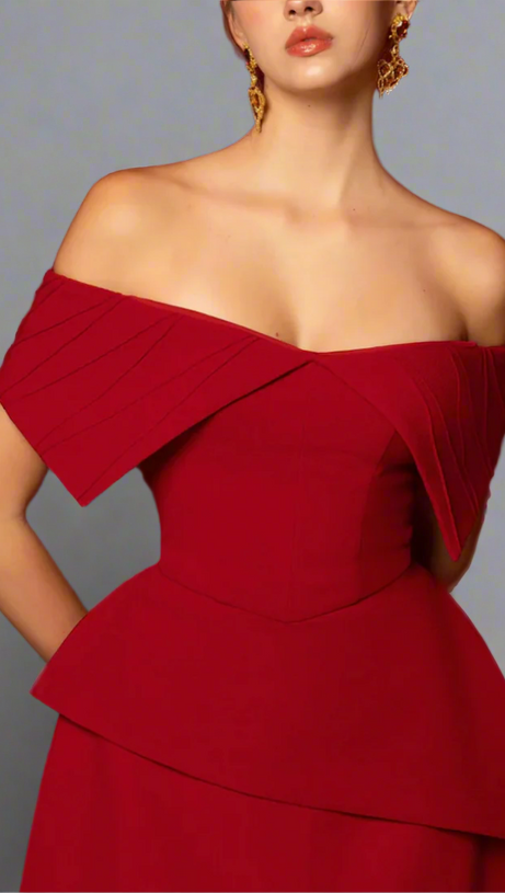 Harper Off-Shoulder-Set in Rot