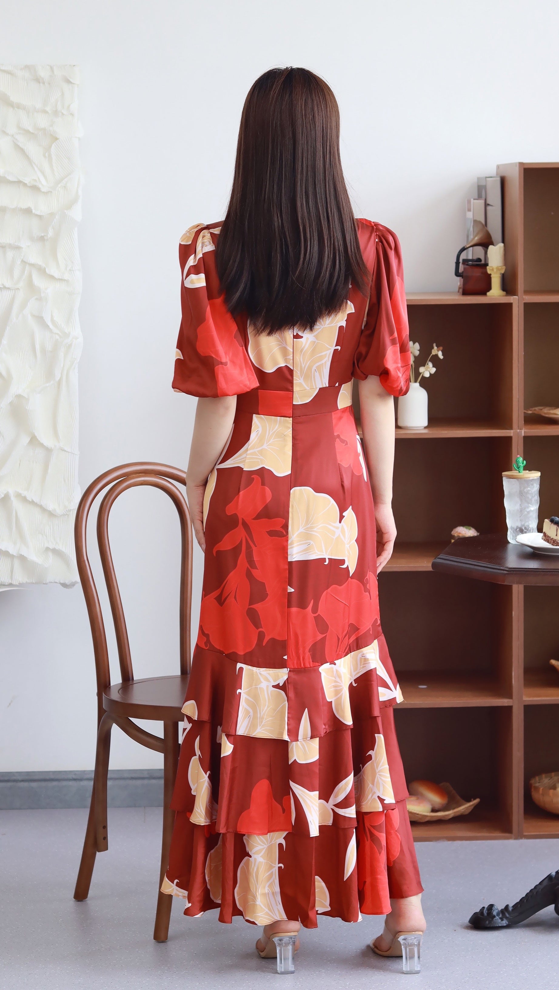 BROWN FLORAL PRINT TIERED MAXI DRESS WITH PUFF SLEEVES