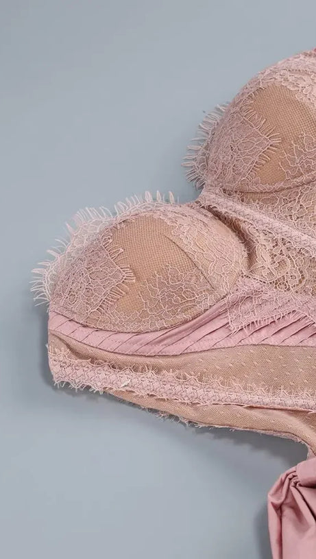 CORSET LACE MINI DRESS IN PINK