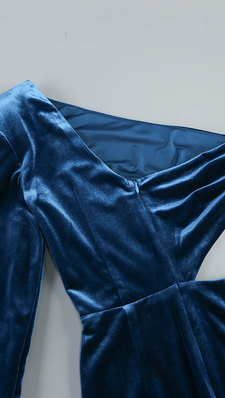 Gianni – Maxikleid aus Samt mit One-Shoulder-Ausschnitt und Cut-outs