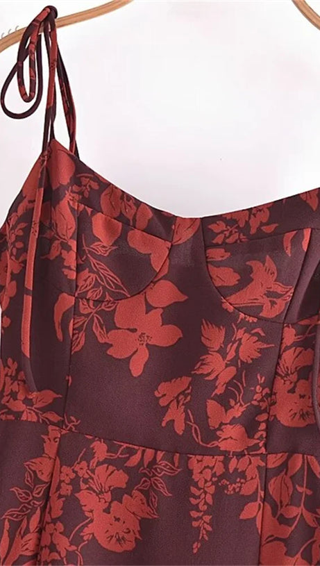 FLORAL PRINT SLIT MIDI DRESS IN BURGUNDY