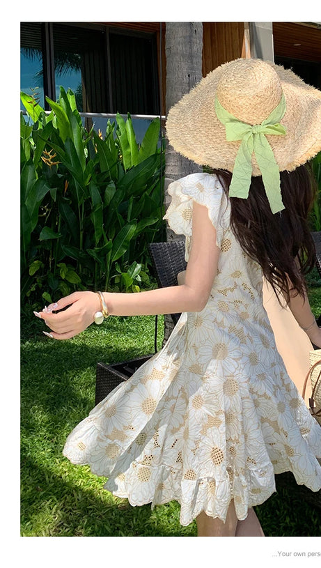 RENATA DAISY GUIPURE MINIKLEID MIT V-AUSSCHNITT