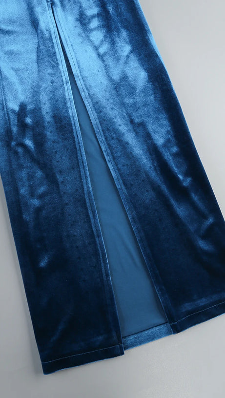 Gianni – Maxikleid aus Samt mit One-Shoulder-Ausschnitt und Cut-outs