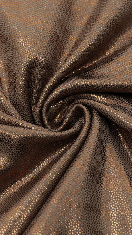 ABITO MIDI AVVOLGENTE CON FIANCHI A PLISSETTE MARRONE