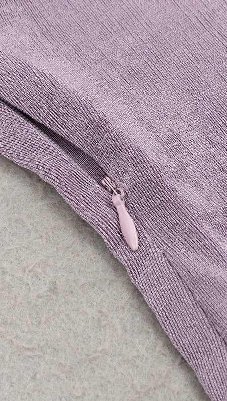 ABITO MONOSPALLA CON MANICHE A BRACCIO