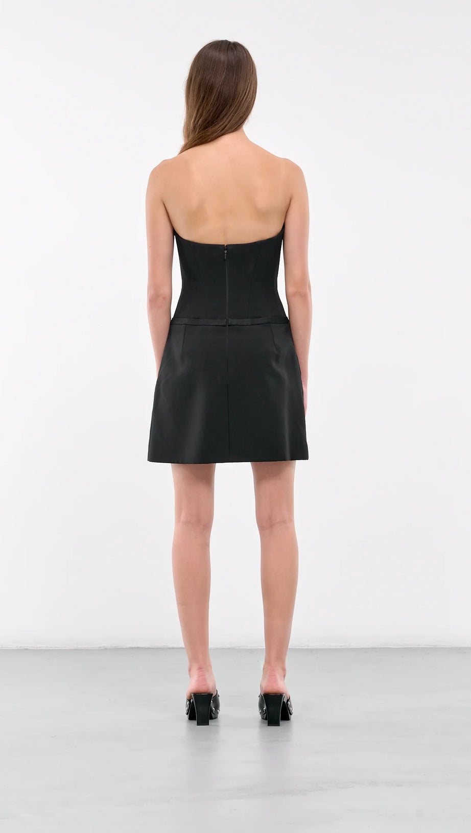 Verziertes trägerloses Cady-Minikleid in Schwarz