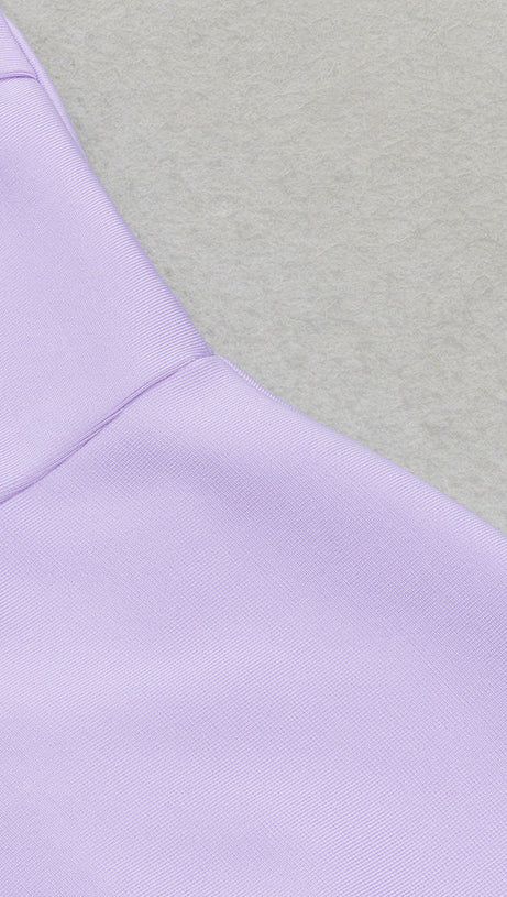 MIDIKLEID MIT ONE-SHOULDER-DETAIL LAVENDEL 