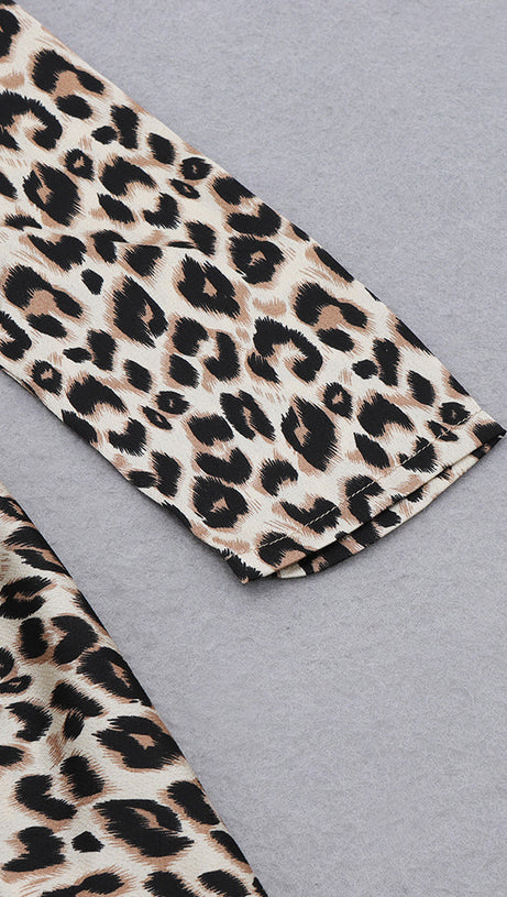 ABITO MONOSPALLA CON STAMPA LEOPARDATA E LACCI LATERALI 