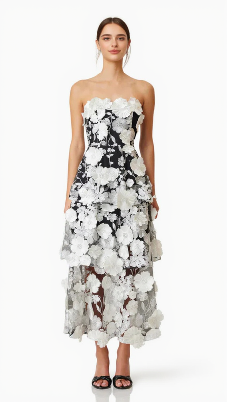 SELENE 3D FLOWER TIERED MAXI DRESS IN BLACK