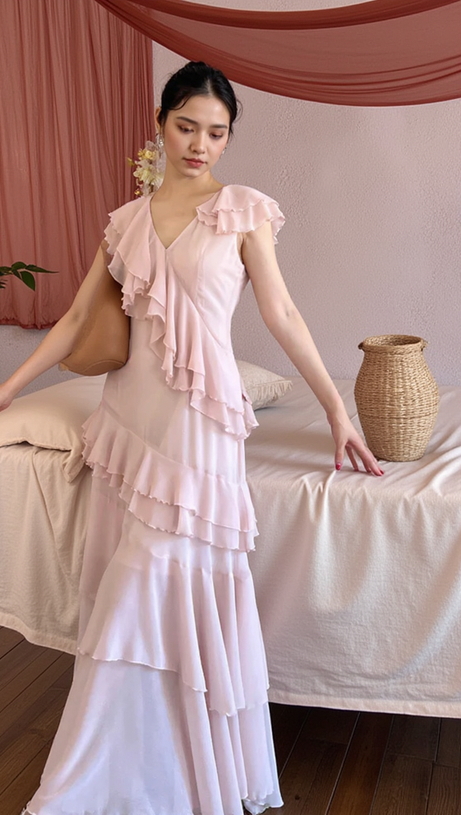 RUFFLED MAXI DRESS IN PALE PINK