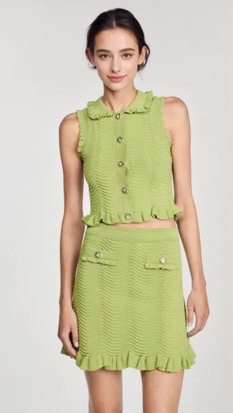 LINA SLEEVELESS TEXTURED KNIT TOP IN OLIVE GREEN