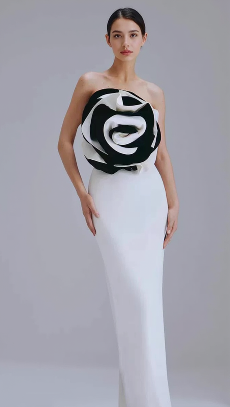 ELLEN 3D FLOWER STRAPLESS BODYCON MAXI DRESS IN WHITE