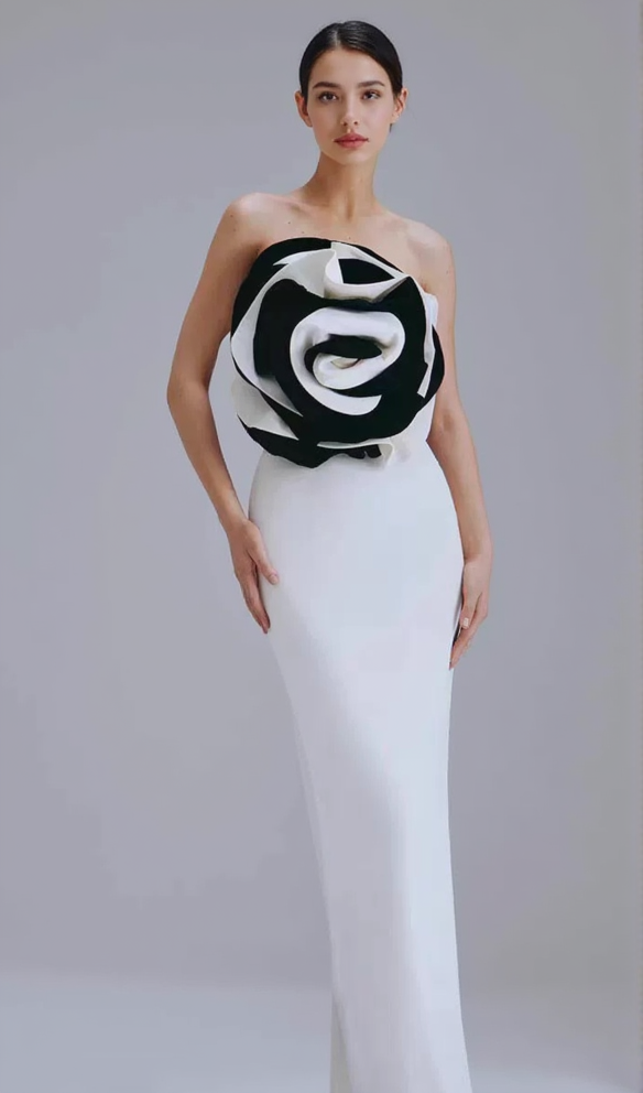 ELLEN 3D FLOWER STRAPLESS BODYCON MAXI DRESS IN WHITE