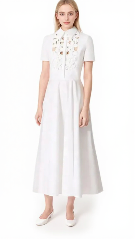 ETHEL – Maxikleid mit Blumenmuster und langen Ärmeln in Weiß