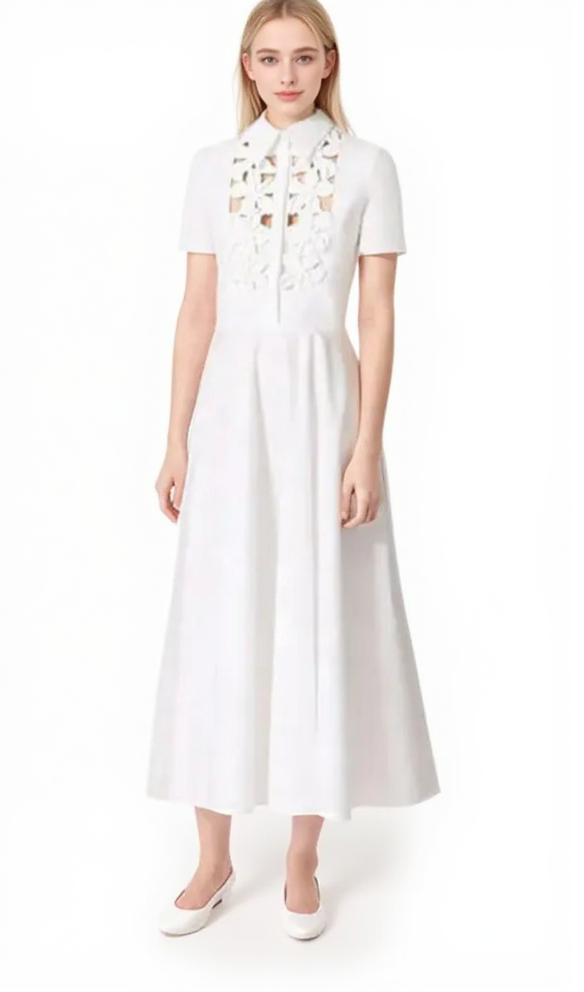 ETHEL – Maxikleid mit Blumenmuster und langen Ärmeln in Weiß