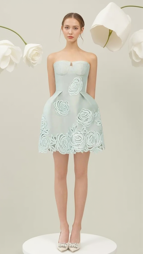 THERA MINIKLEID MIT BLUMENVERZIERUNG IN HELLBLAU