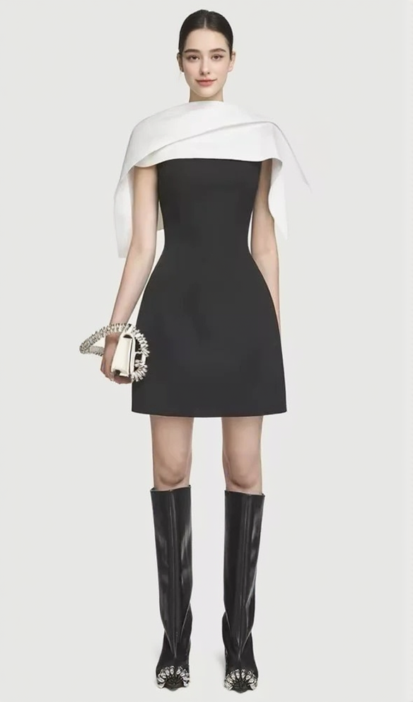 Schwarzes A-Linien-Minikleid mit asymmetrischer Schulterfalte