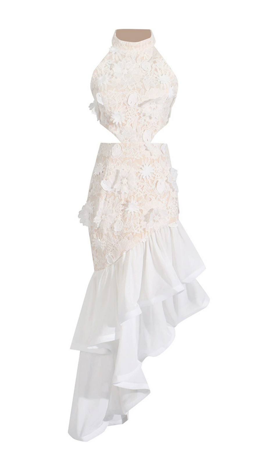 MADGE – Maxikleid mit Blumenverzierung und Cut-Outs in Weiß