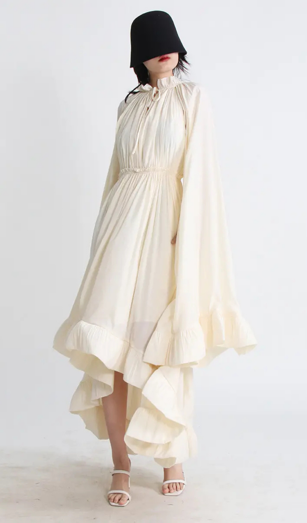 RUFFLE TRIM MAXI DRESS IN WHITE