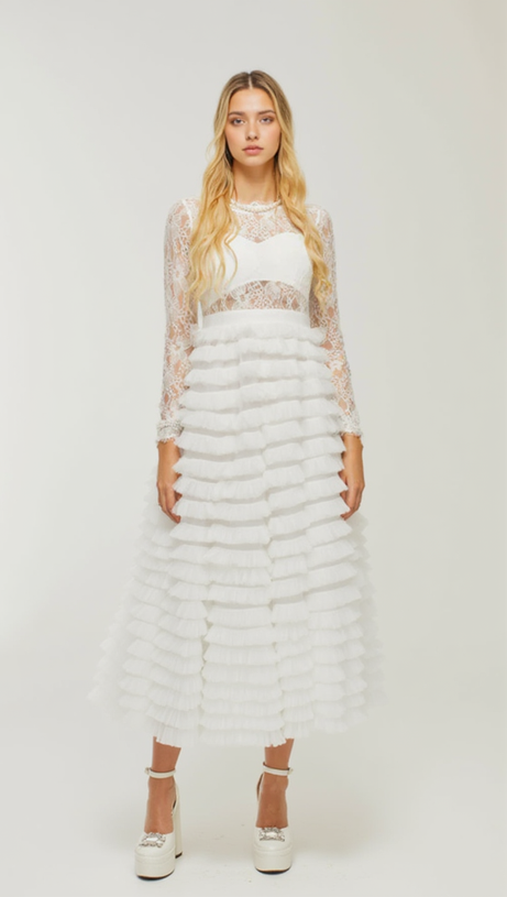 Hoch tailliertes Midikleid mit Spitzenlage in Weiß