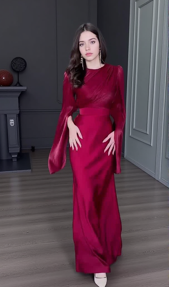 MARCIA TRUMPET SLIT SLEEVE BODYCON MAXI DRESS IN RED