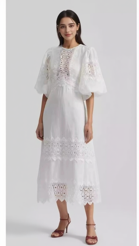 HAZEL WEISSES MIDIKLEID MIT STICKEREI UND RUNDHALSAUSSCHNITT UND PUFFÄRMELN