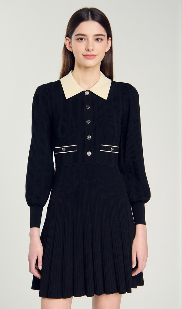 PLISSIERTES STRICKKLEID