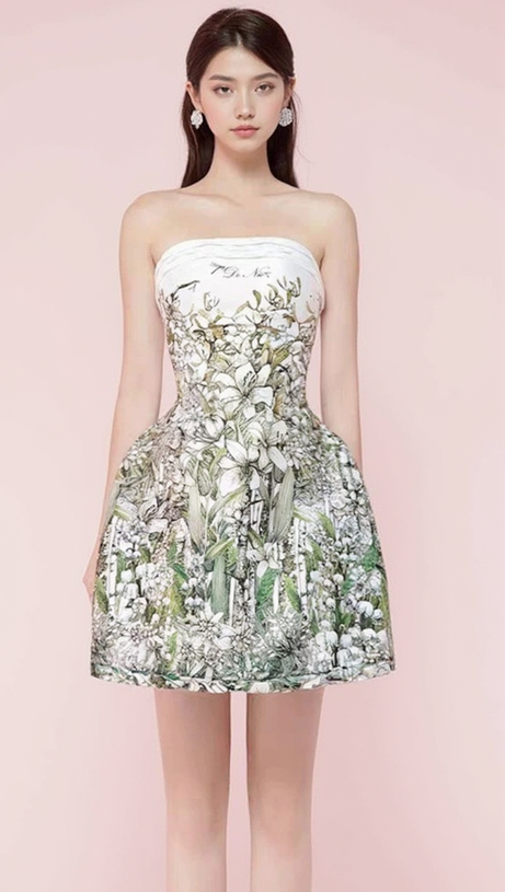 MINI ABITO IN TESSUTO RITORTO CON SCOLLO DRITTO A TRAPEZIO