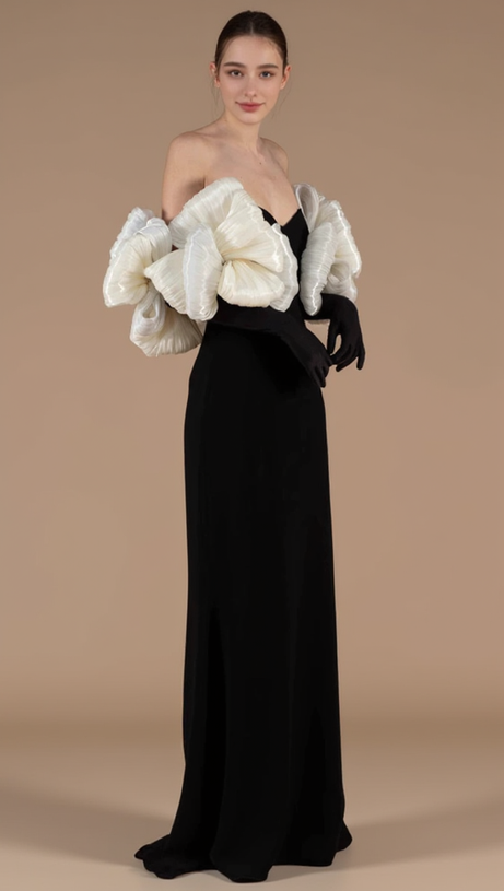 BOWKNOT FLORAL-SHAPE EMBELLISHED MAXI DRESS IN BLACK