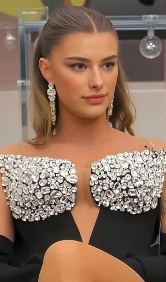 CRYSTAL-EMBELLISHED STRAPLESS MAXI DRESS WITH GLOVES