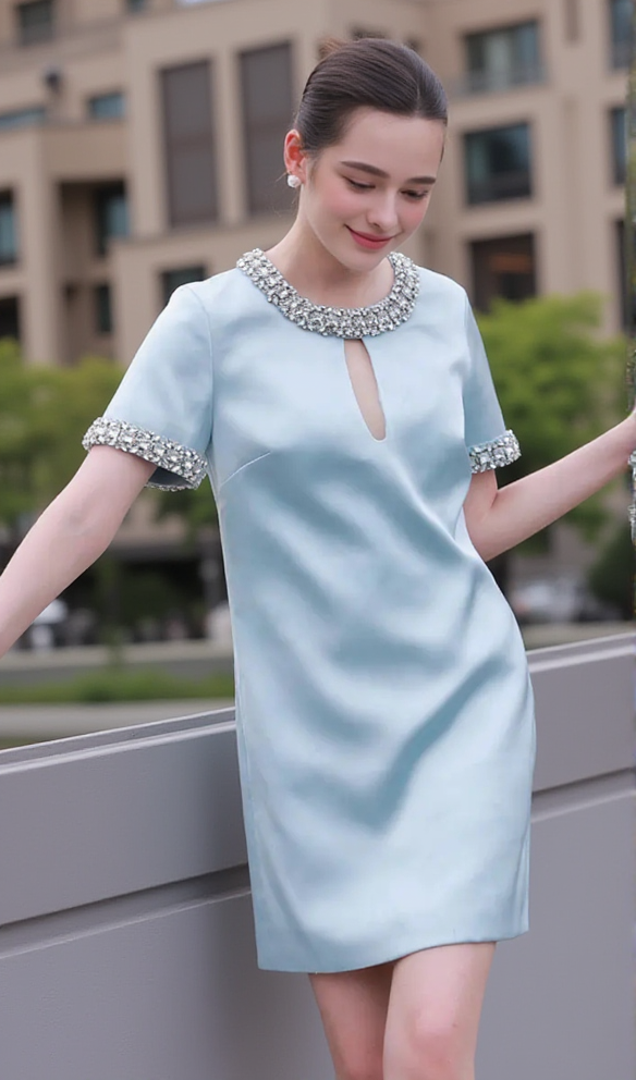 DESTINY VERZIERTES MINIKLEID AUS SATIN IN BLAU