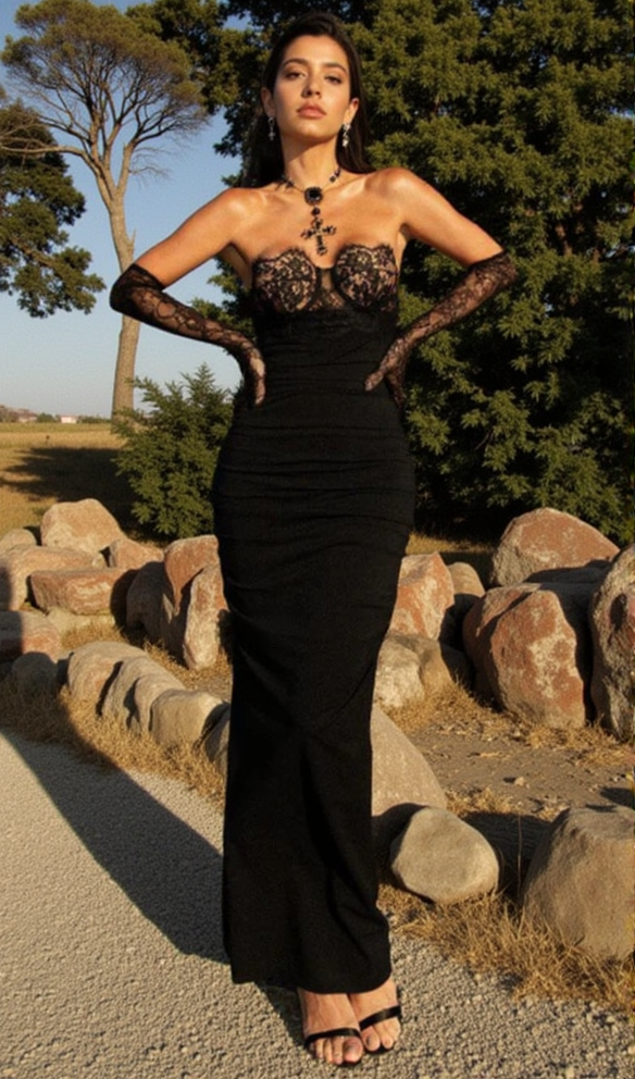 AIIZIE GWENDOLYN STRETCH JERSEY STRAPLESS MAXI DRESS IN BLACK - product image