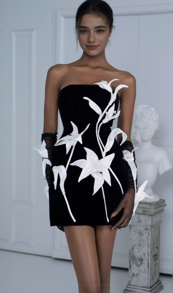 AIIZIE TULIP FLOWER A-LINE STRAIGHT ACROSS NECK VELVET MINI DRESS - product image
