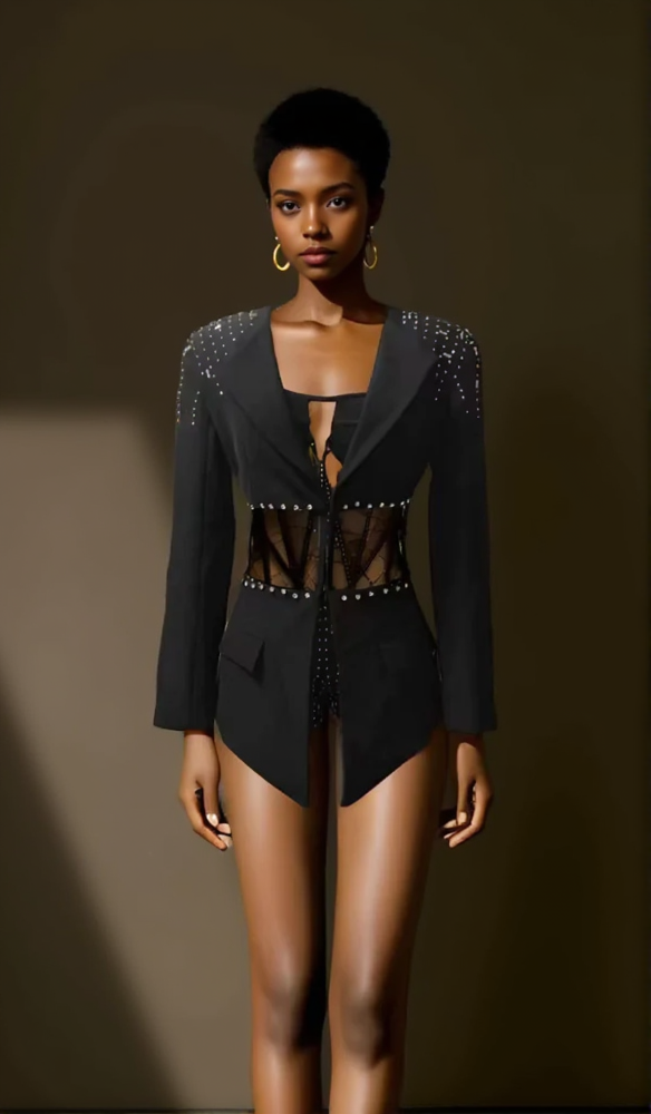 TRÄGERLOSER JUMPSUIT LANGARM-STRASS-BLAZER