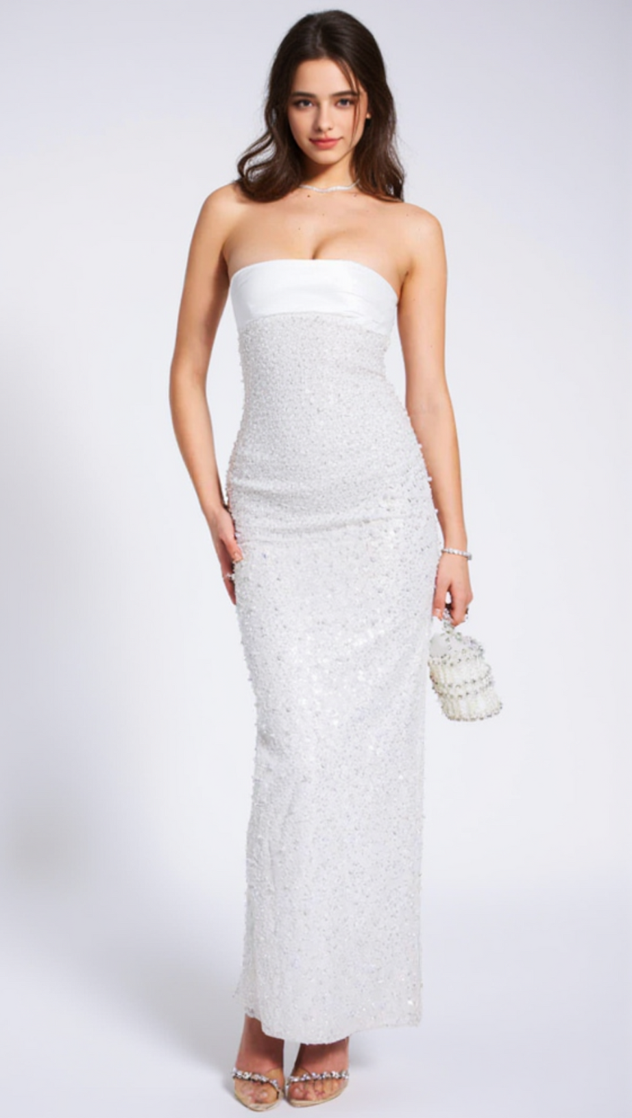Lainey Maxikleid aus weißem Satin mit Pailletten und Perlen