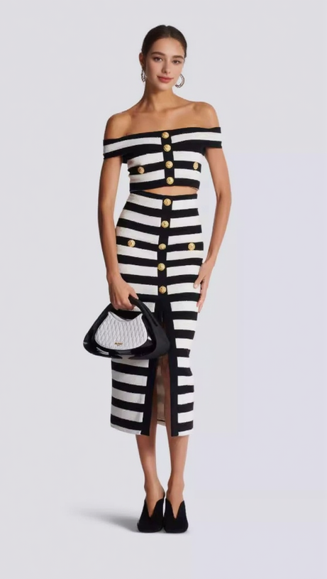 TWO-TONE EMBELLISHED KNITTED CROPPED TOP SKIRT SET