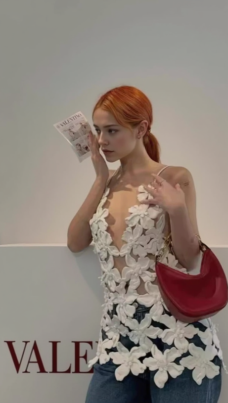 GRISELDA CUTOUT APPLIQUÉD COTTON TOP IN WHITE