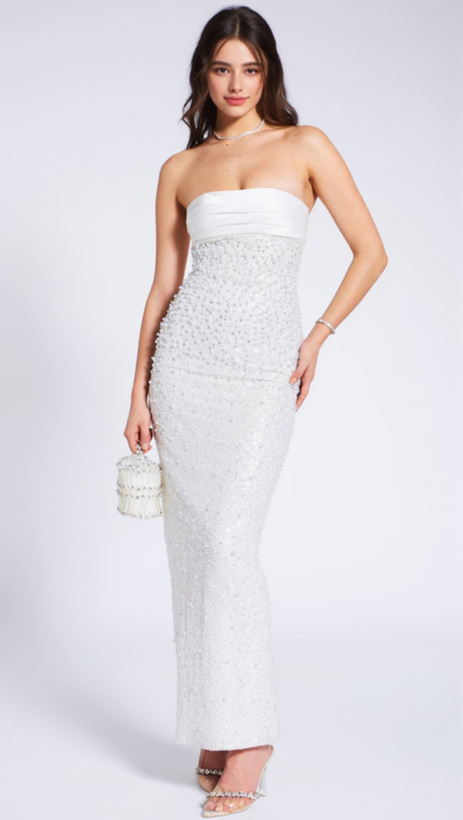 Lainey Maxikleid aus weißem Satin mit Pailletten und Perlen