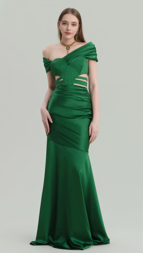 CHESNA GREEN HEART BANDAGE MAXI DRESS