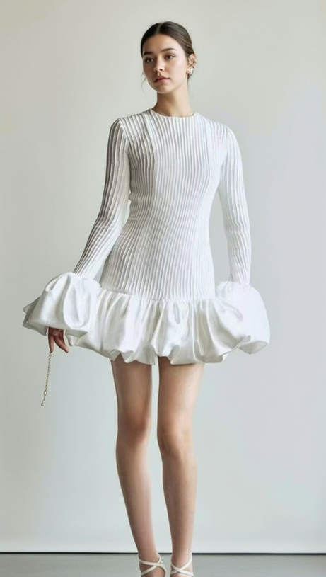 SETLLA WEISSES MINIKLEID AUS TAFT MIT FLÖTENÄRMELN