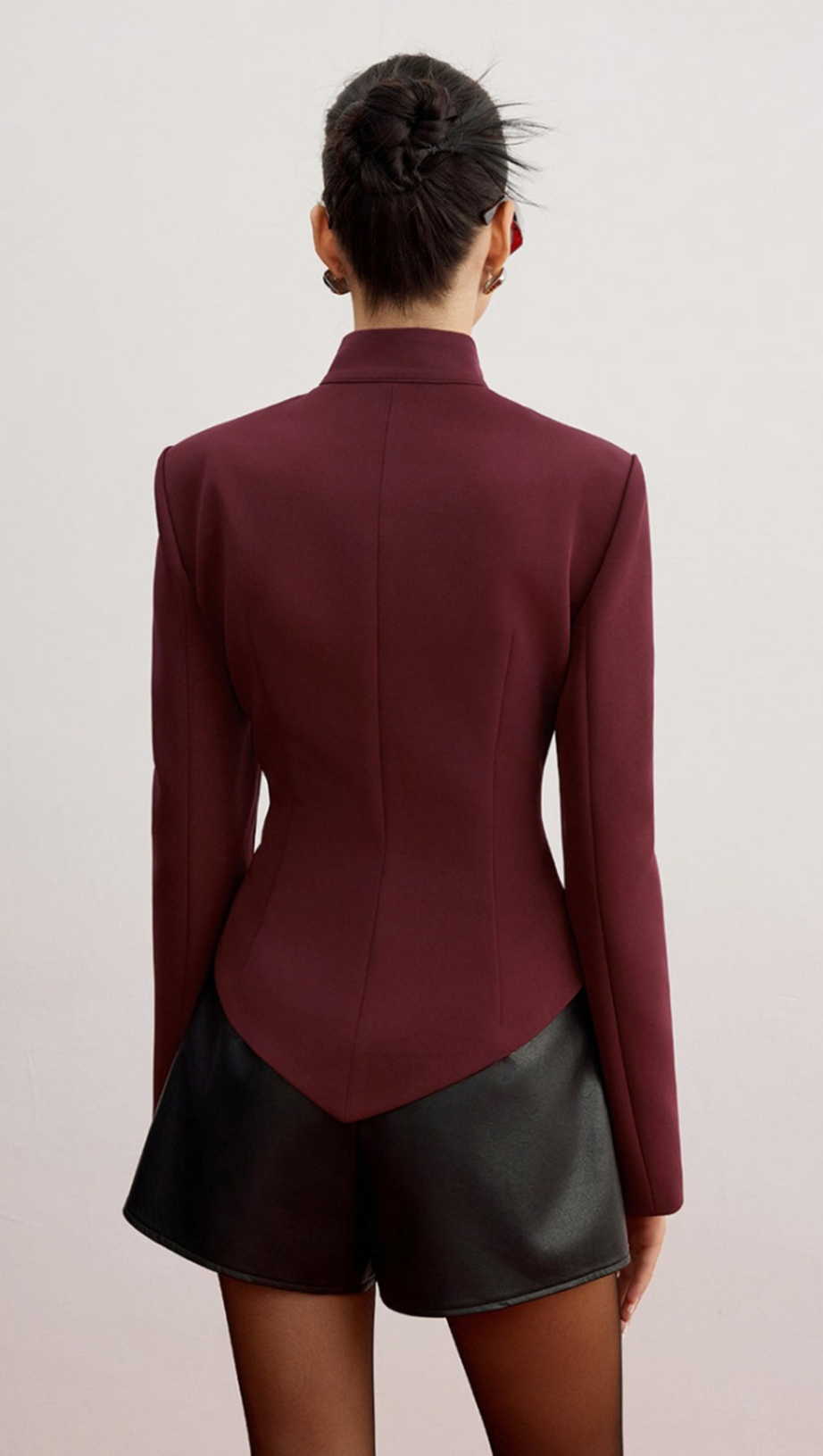 AYMEE CUTOUT BUTTON BLAZER IN BURGUNDY