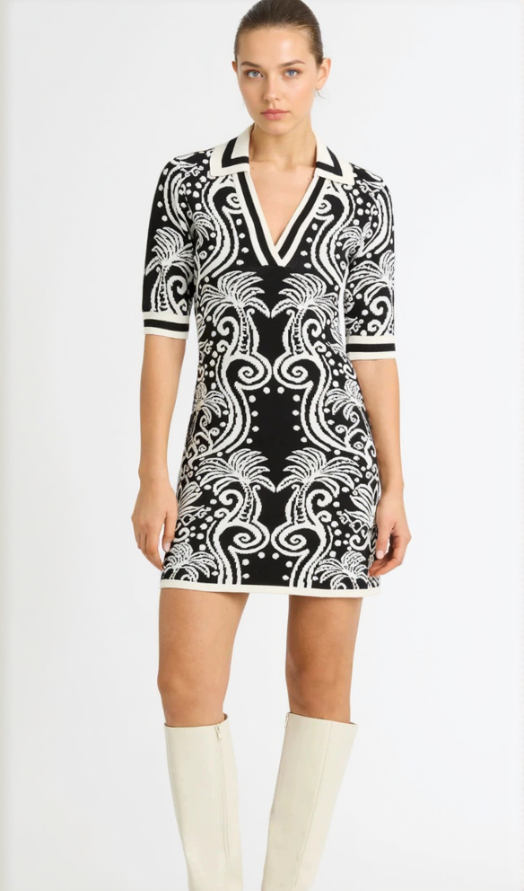 MINIKLEID MIT VINTAGE-STRICKMUSTER IN SCHWARZ